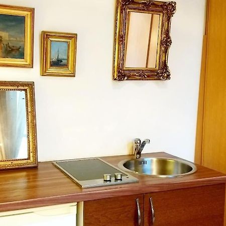 Small Luxurious Room In The Heart Of Saint Germain Paris Ngoại thất bức ảnh