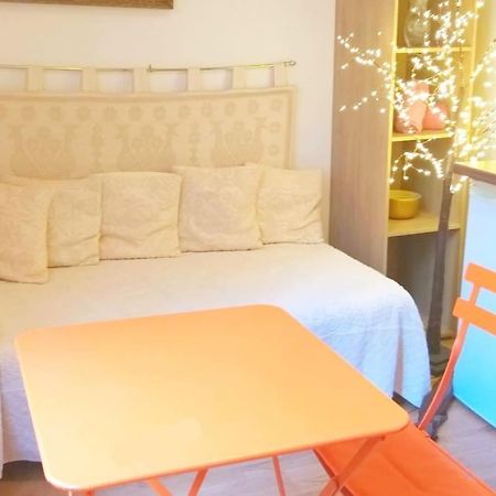 Small Luxurious Room In The Heart Of Saint Germain Paris Ngoại thất bức ảnh